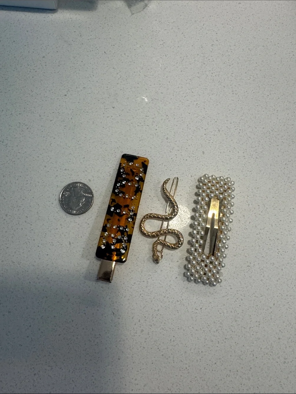 Set of 3 hair clips, cutie, snake and pearls